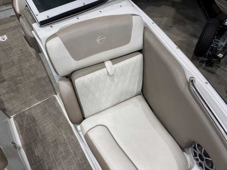 2018 Crownline 235 SS US-KIS84545A818 [photo 3]